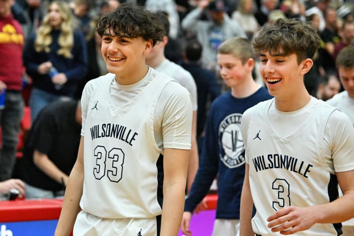 a Wilsonville Redmond 5A Oregon boys basketball quarterfinal 2024 Leon Neuschwander 65